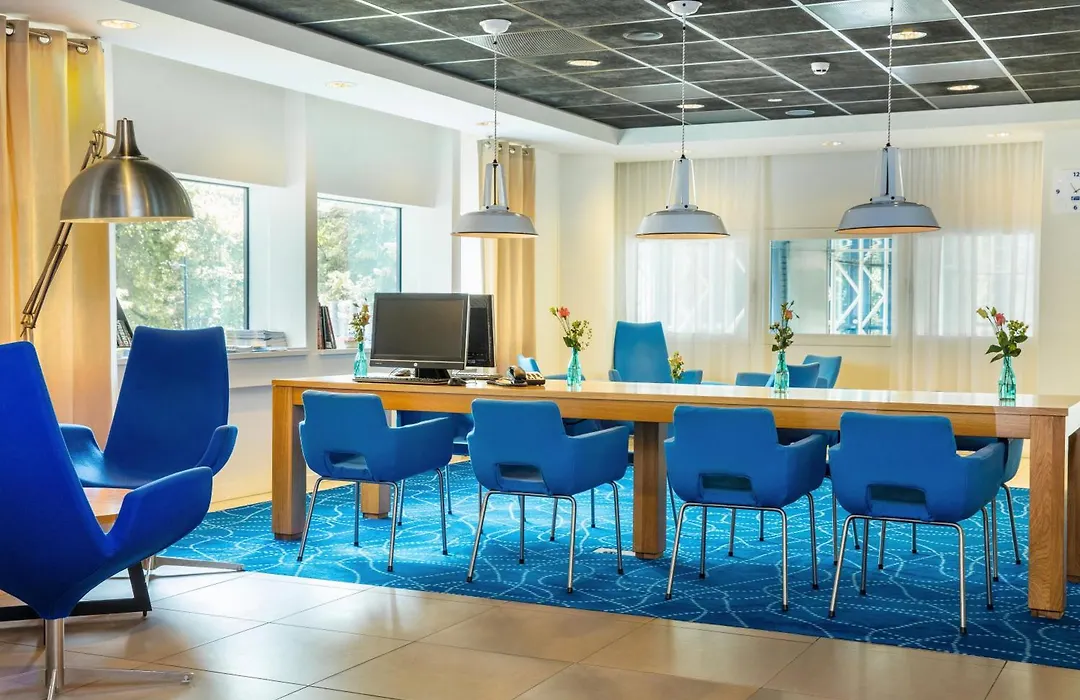 Holiday Inn Express Rotterdam - Central Station By Ihg-1