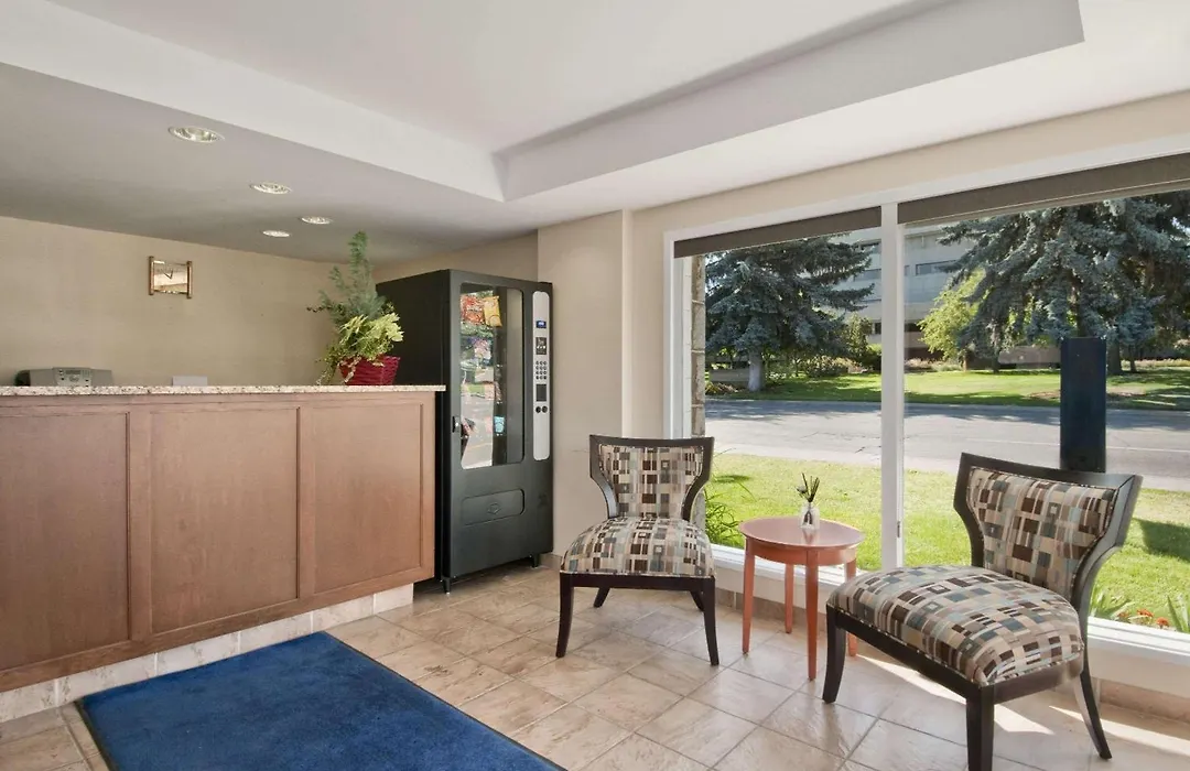 Travelodge By Wyndham Kamloops-1