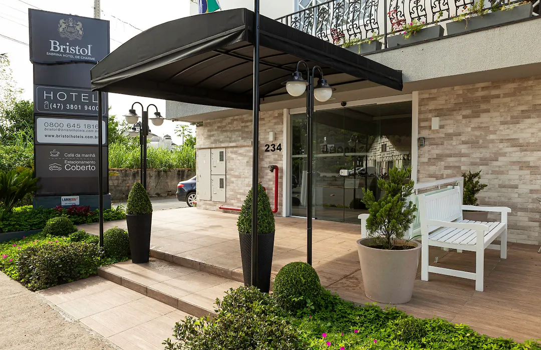 Bristol Sabrina Hotel de Charme Joinville-1