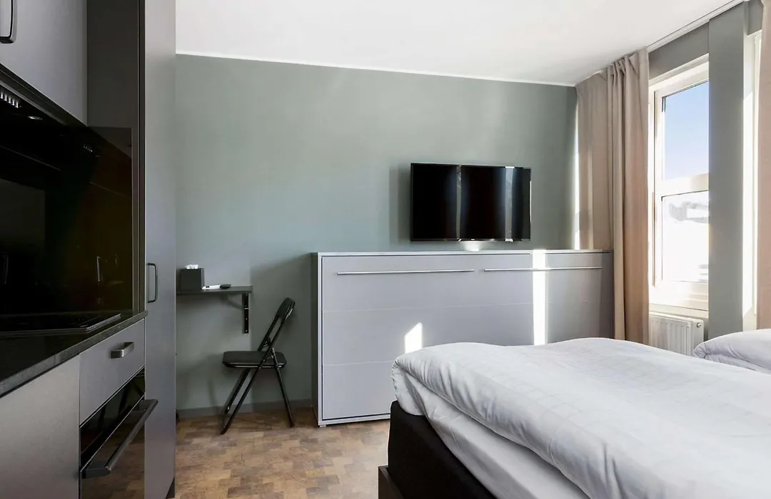 Sure Hotel Studio By Best Western Bromma-1