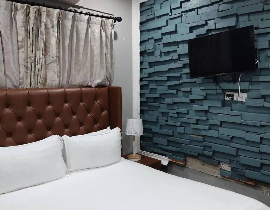 Lint Guest House-1