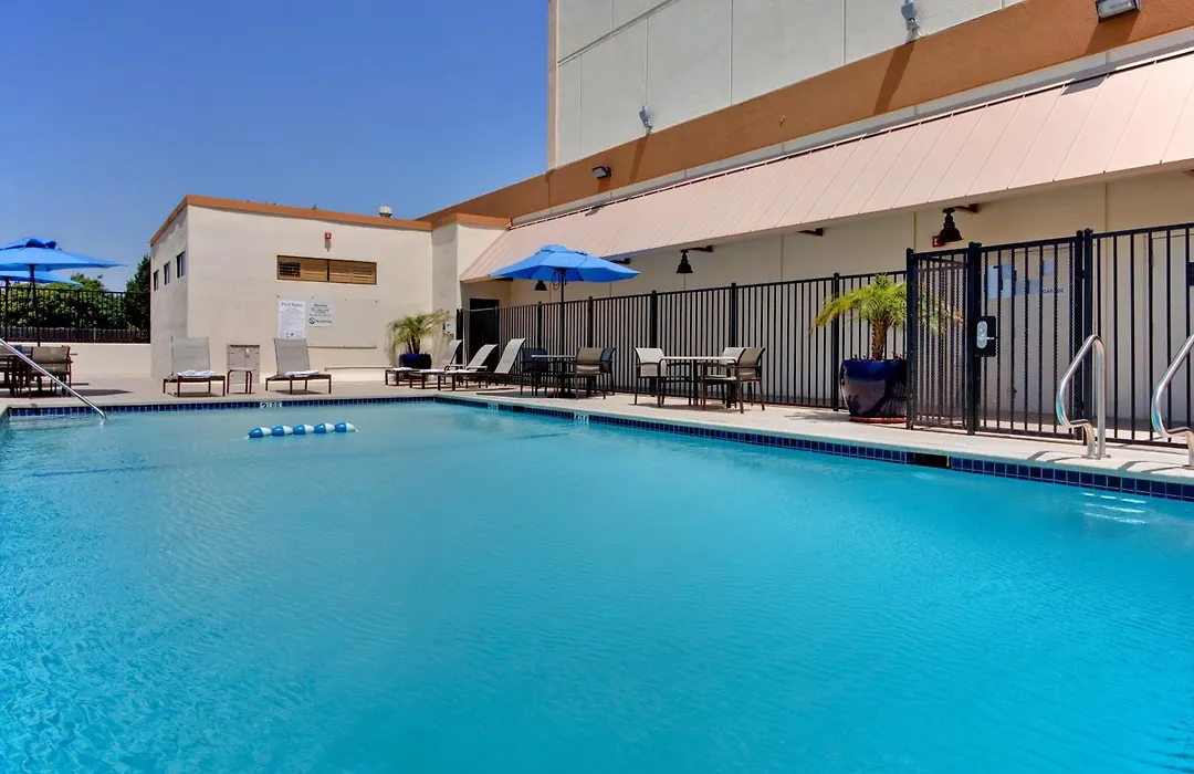 Holiday Inn Los Angeles - Lax Airport By Ihg-1