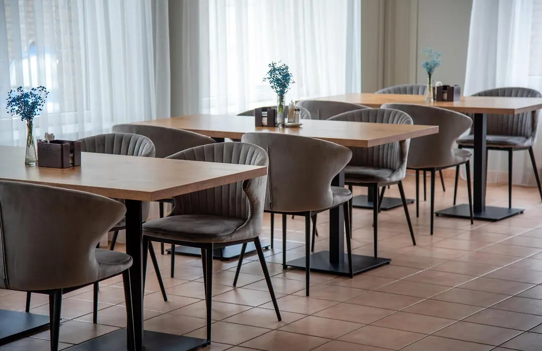 Amicus Hotel-1