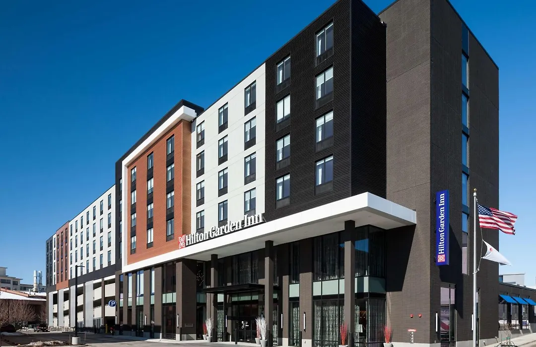 Hilton Garden Inn Madison Downtown, Wi-1