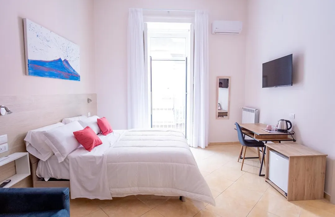 Leone Suites Toledo-1