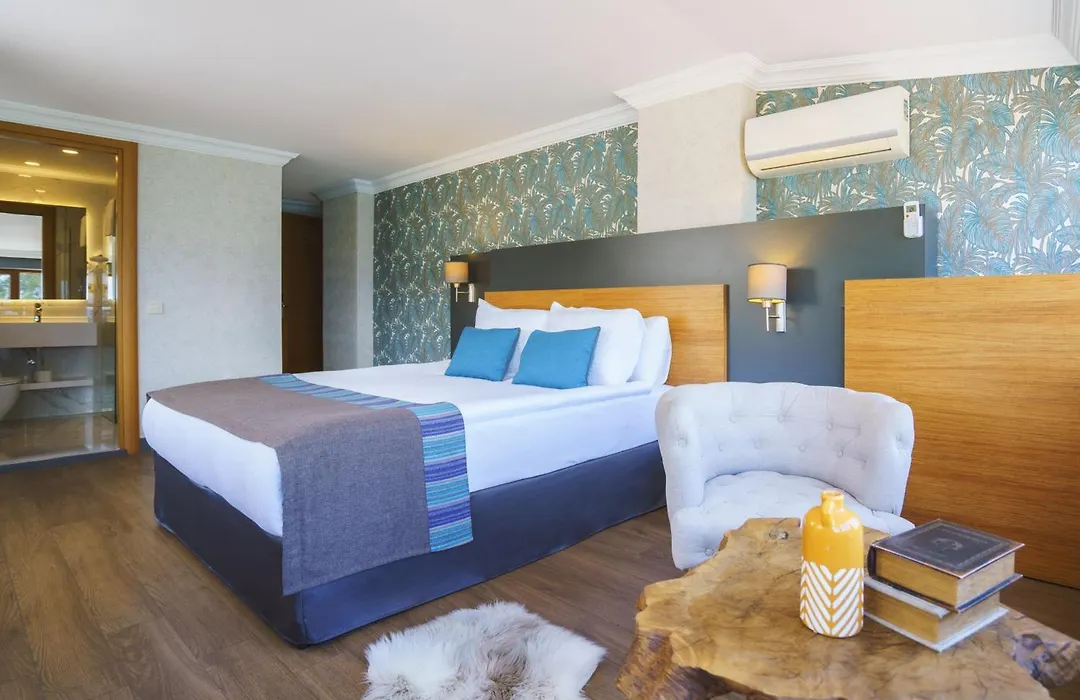 Qinn Hotel-1