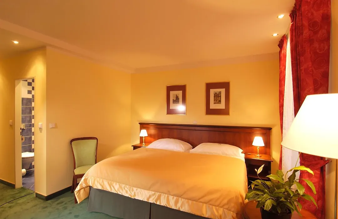 Ea Hotel Jeleni Dvur Prague Castle-1