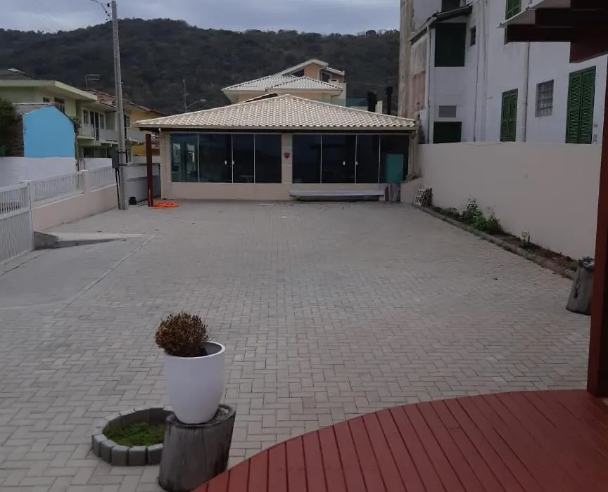 Frente Mar-1