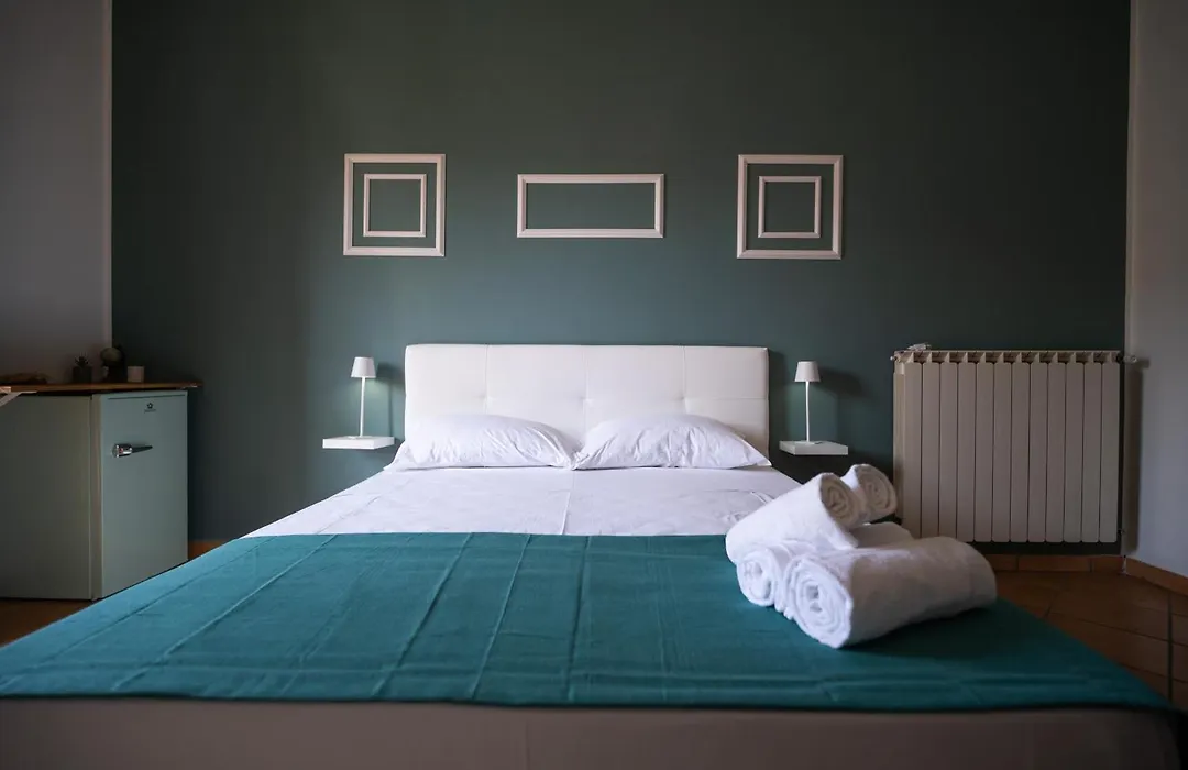 Morant Guest Room-1