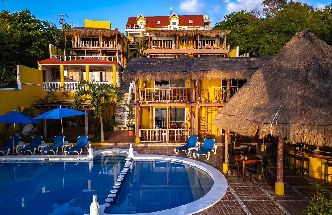 Hotel La Joya Isla Mujeres-1
