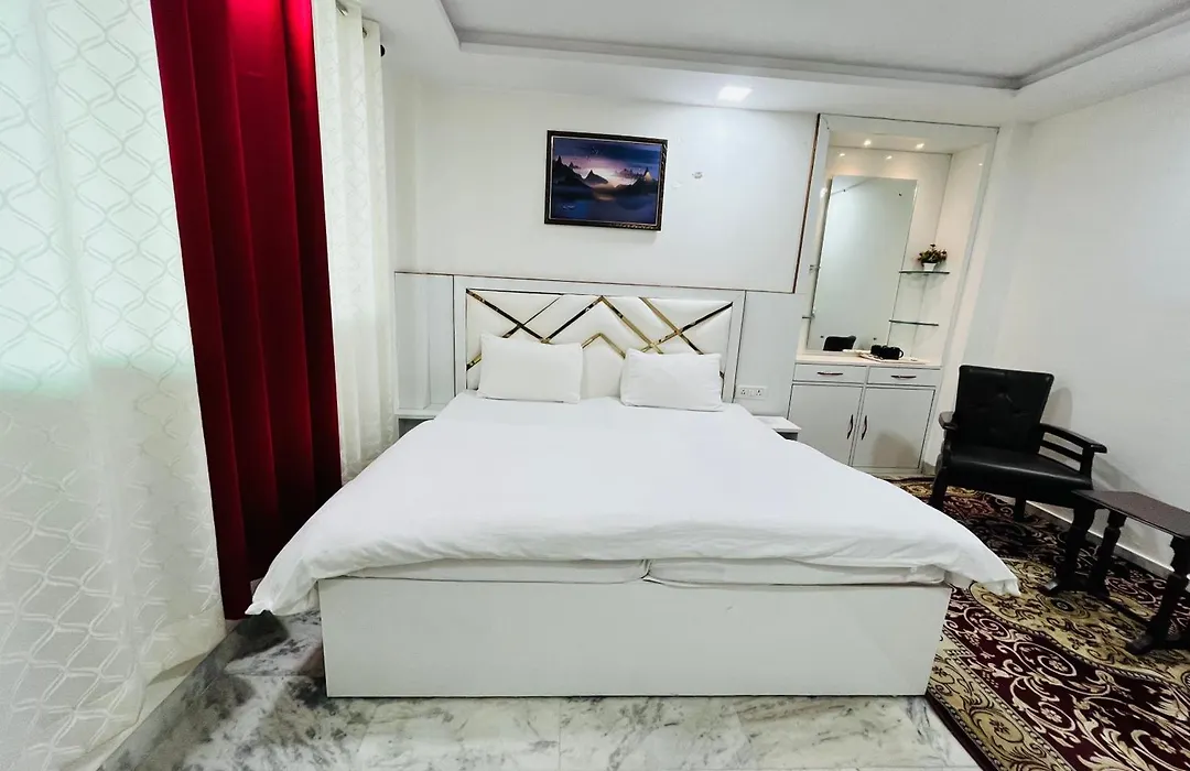 Alibaba'S Indiana Homestay-1