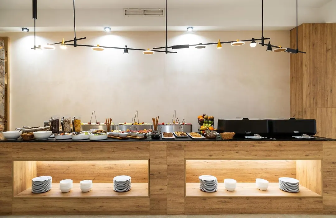 Amar Design Hotel By Hmg-1