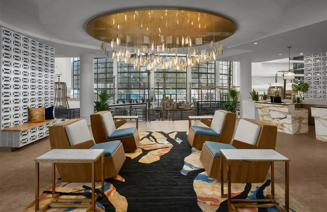 Embassy Suites By Hilton Phoenix Biltmore-1