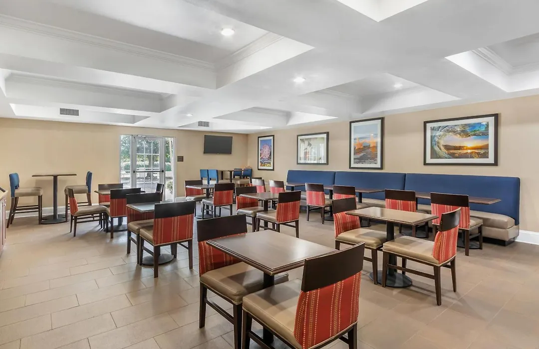 Comfort Suites Myrtle Beach Central-1