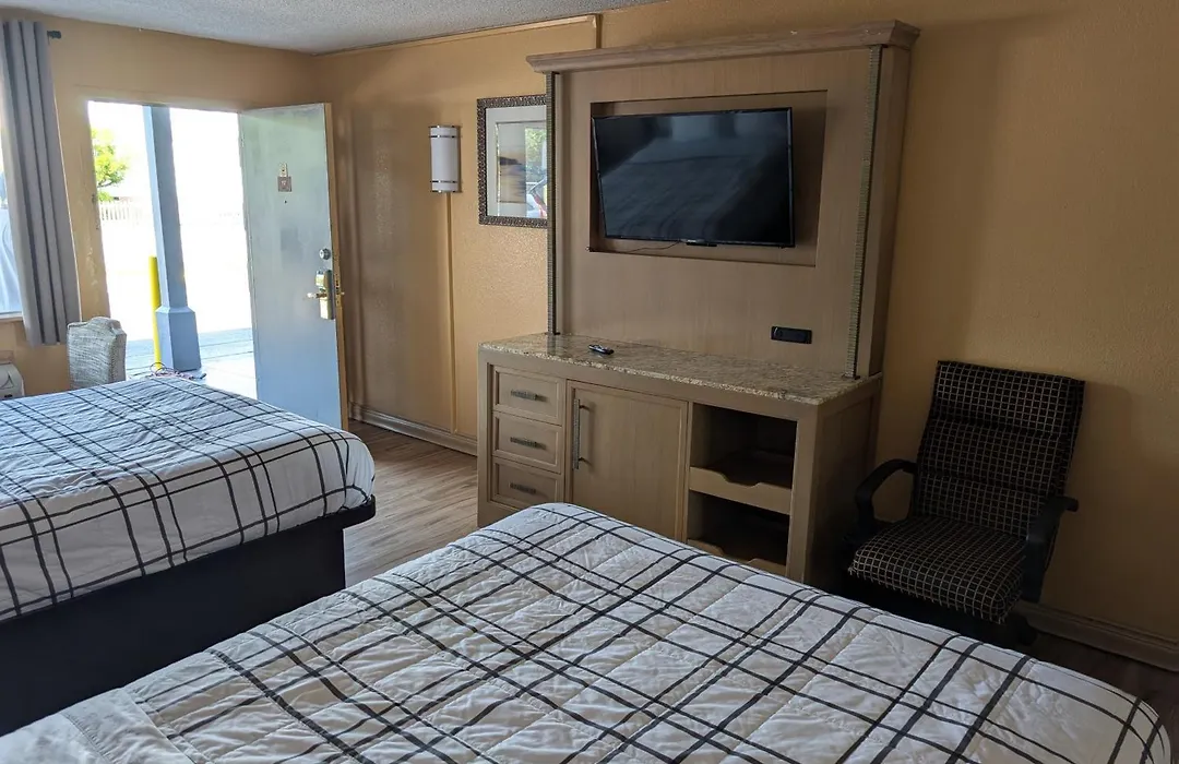 Express Inn-1