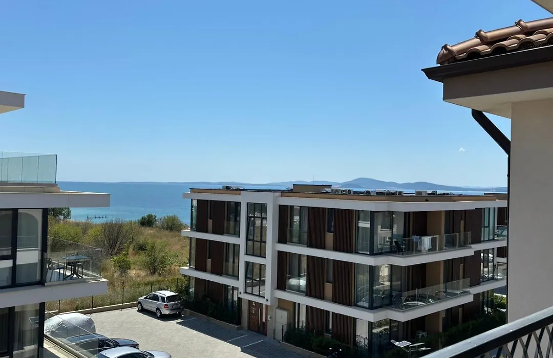 Burgas Beach Resort 2 Apartments-1