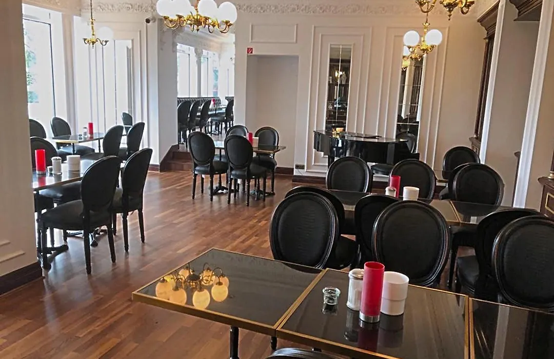 DORMERO Hotel Stuttgart-1