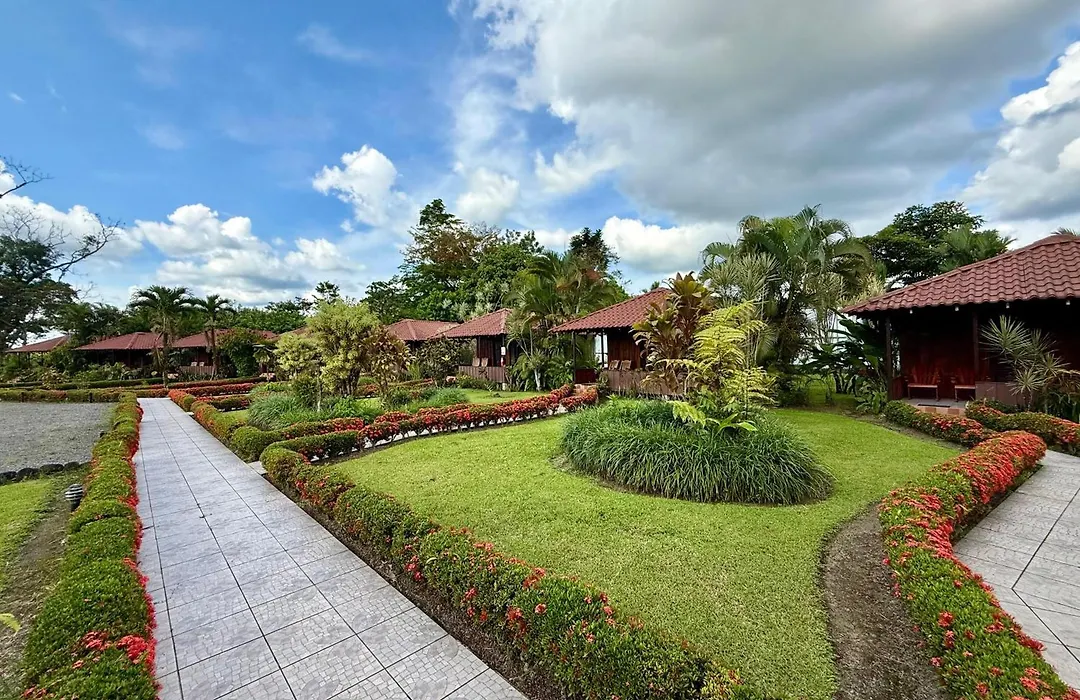 Hotel La Pradera del Arenal-1