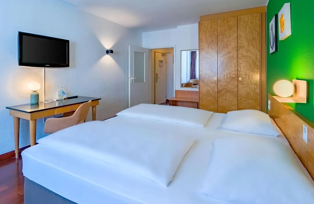 Rugs Hotel Duesseldorf - Self Check-In-1
