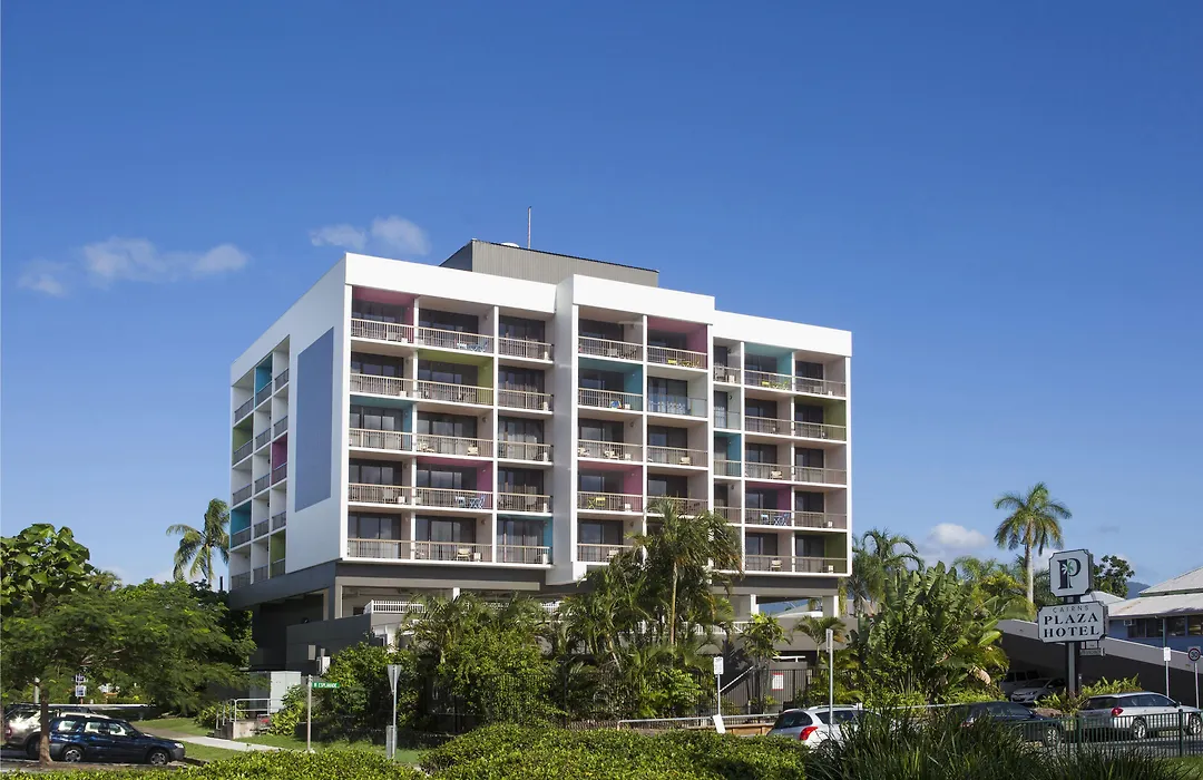 Cairns Plaza Hotel-1