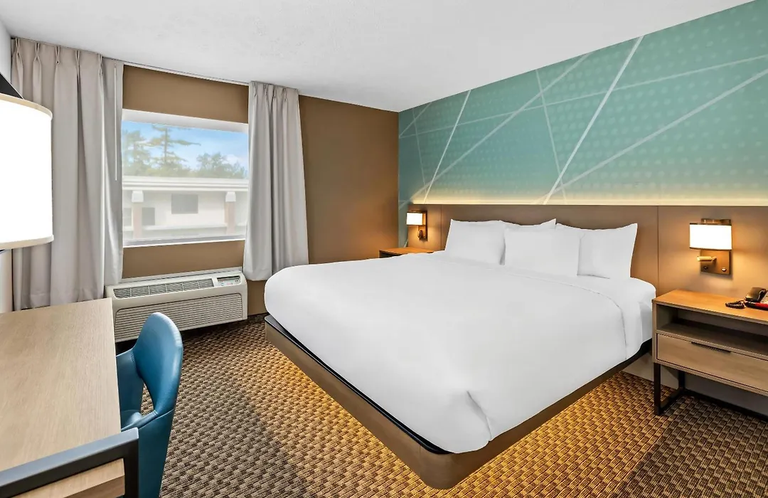 Comfort Inn Traverse City-1