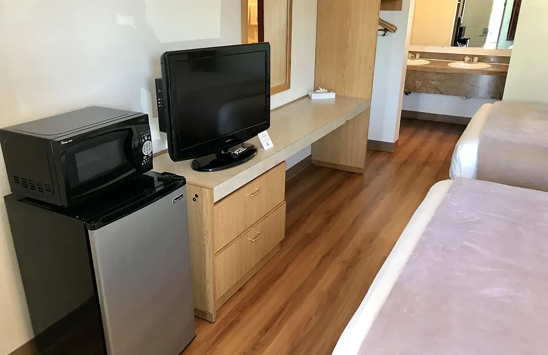 Sea-Tac Airport Value Inn-1