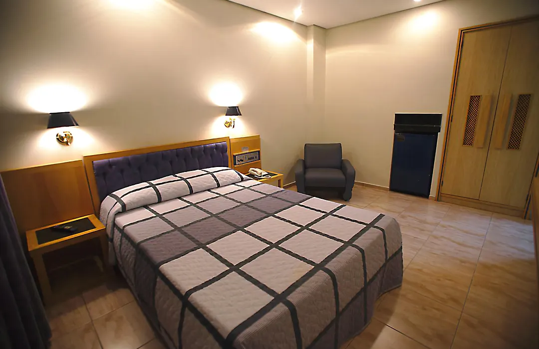 Hotel Columbia-1