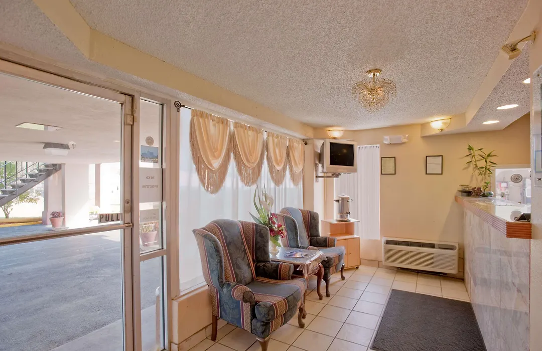 Americas Best Value Inn-Savannah-1