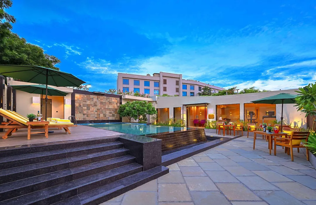 Royale Sarovar Portico Agra-1