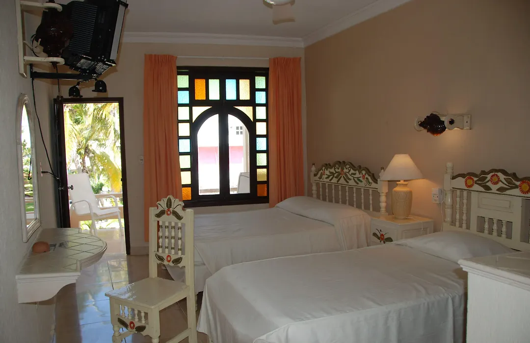 Hotel Cabanas Maria Del Mar-1