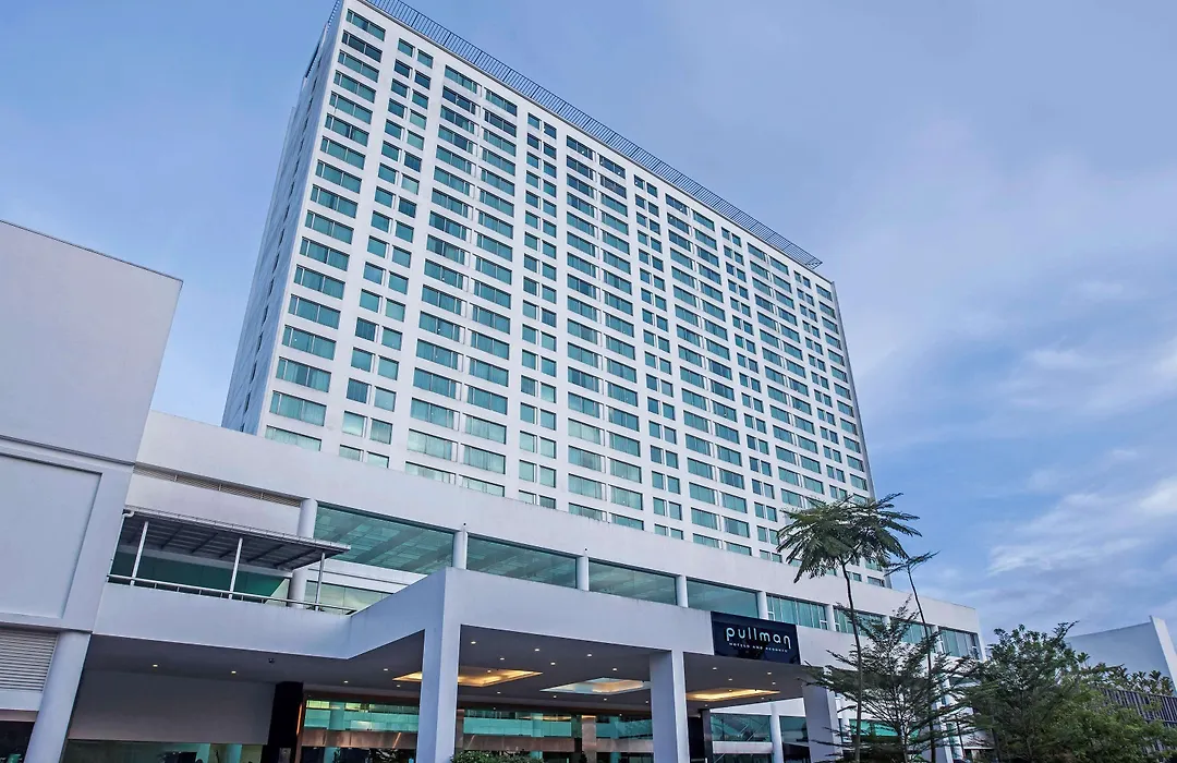Pullman Kuching-1