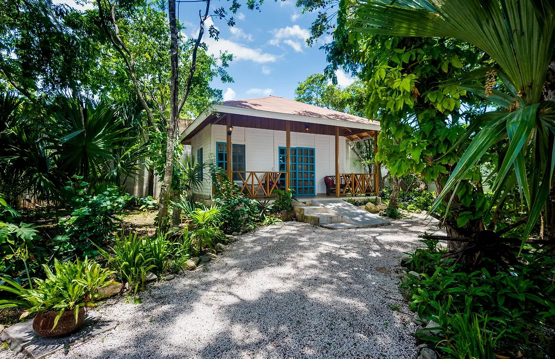 Hotel Villas El Encanto Cozumel-1
