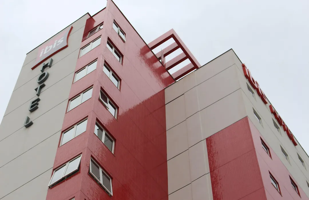 Ibis Imperatriz-1