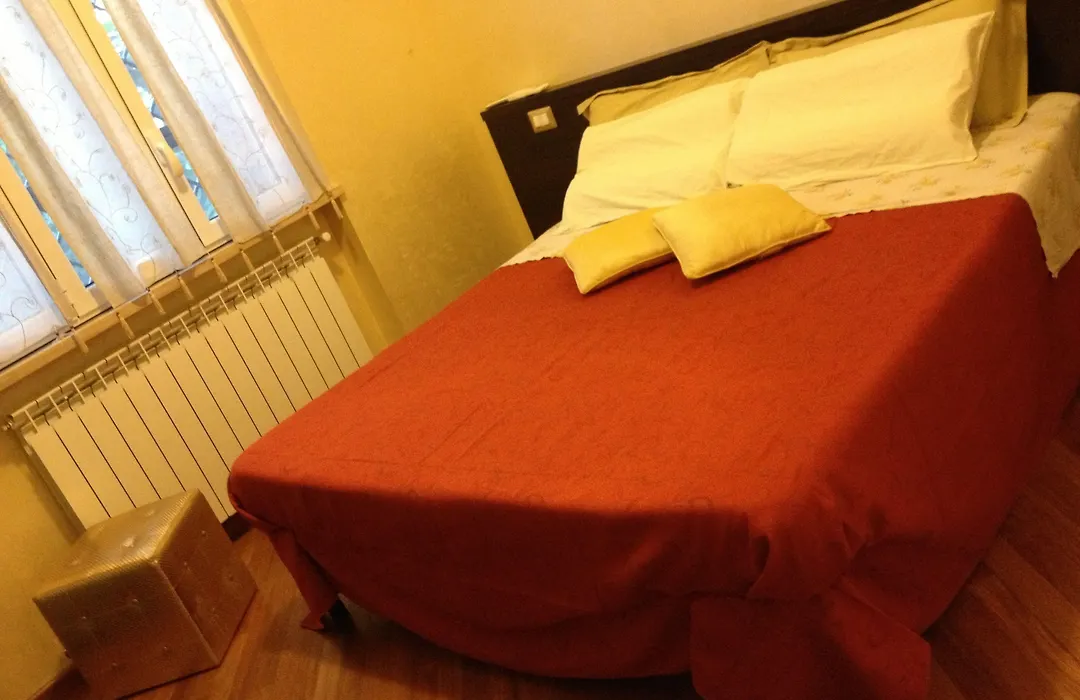 Gala B&B-1