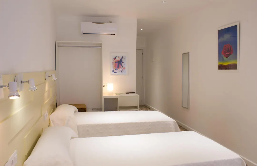 Hostal Nova Barcelona-1