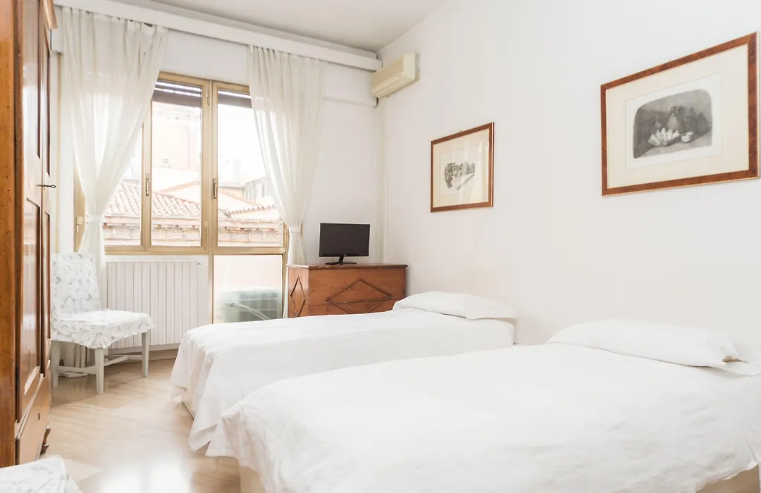 Cristina Rossi Bed&Breakfast-1