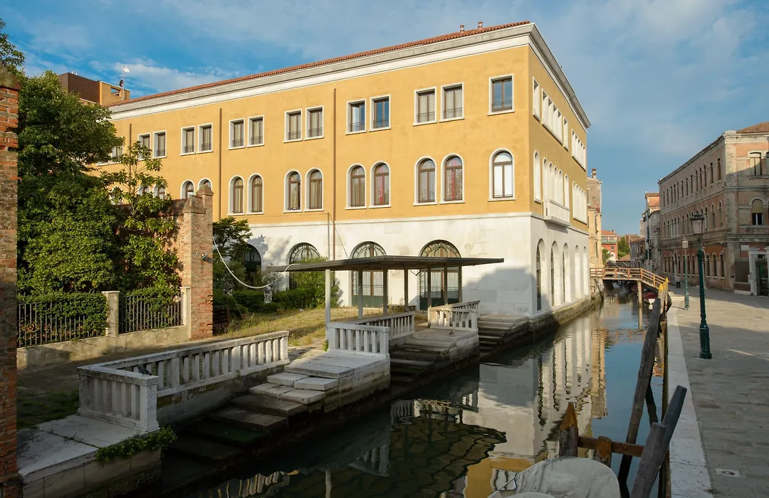 Palazzo Veneziano - Venice Collection-1
