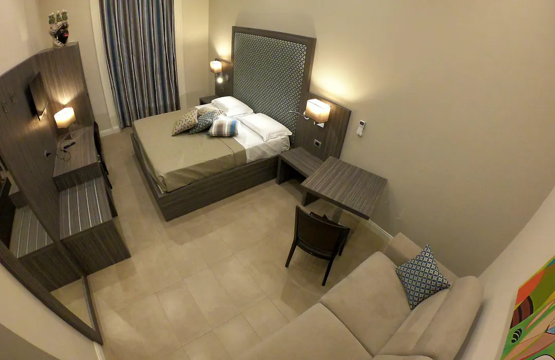 Hotel Ausonia-1