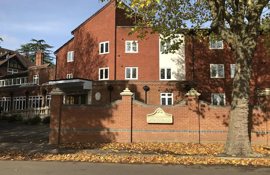 Linton Hotel Luton-1