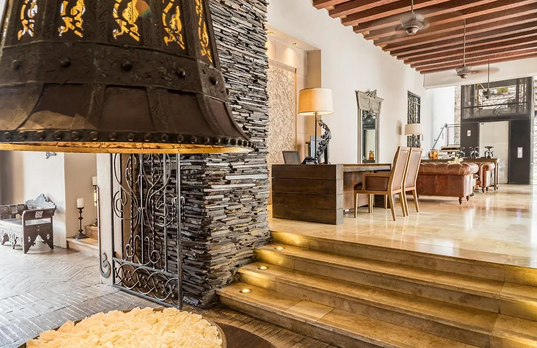Bastion Luxury Hotel-1