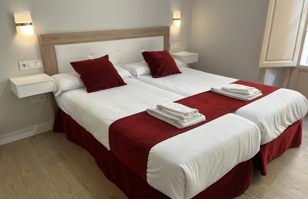 Pinar Málaga Centro, Rooms-1