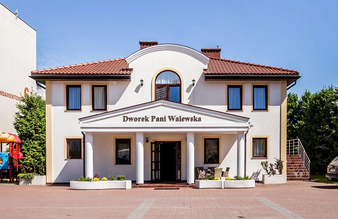 Dworek Pani Walewska-1