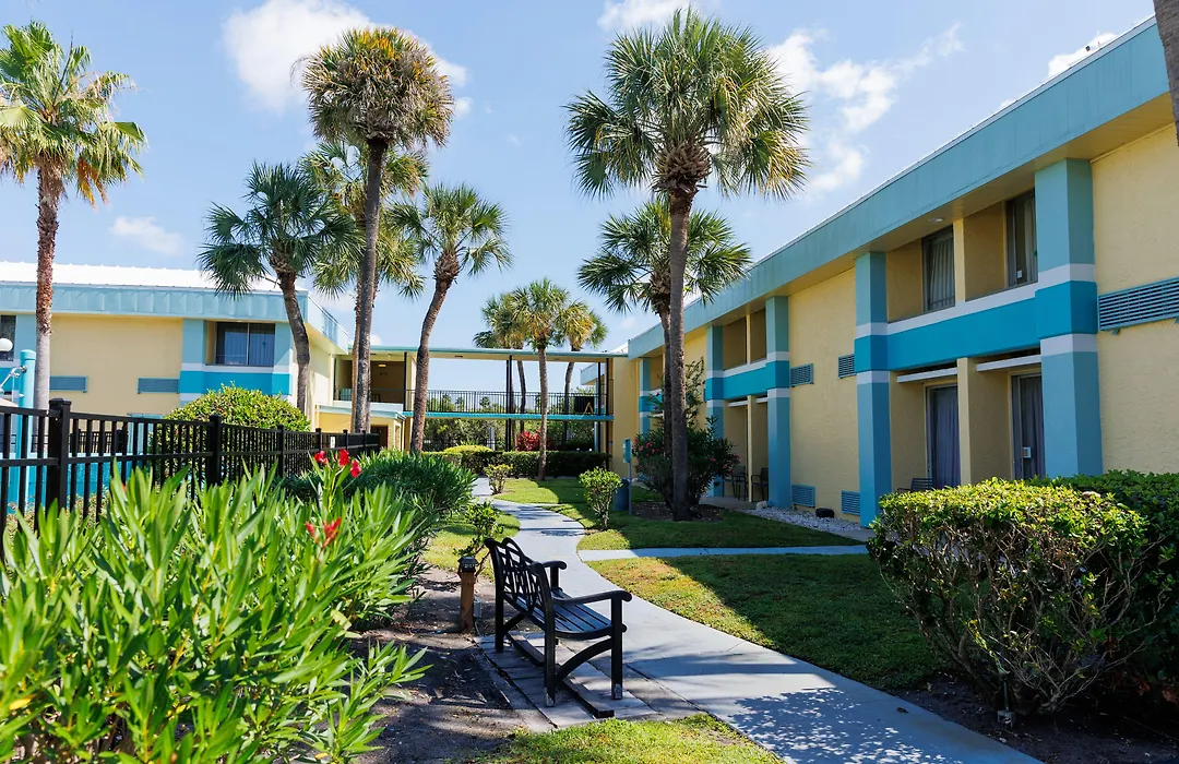 Garnet Inn & Suites, Orlando-1
