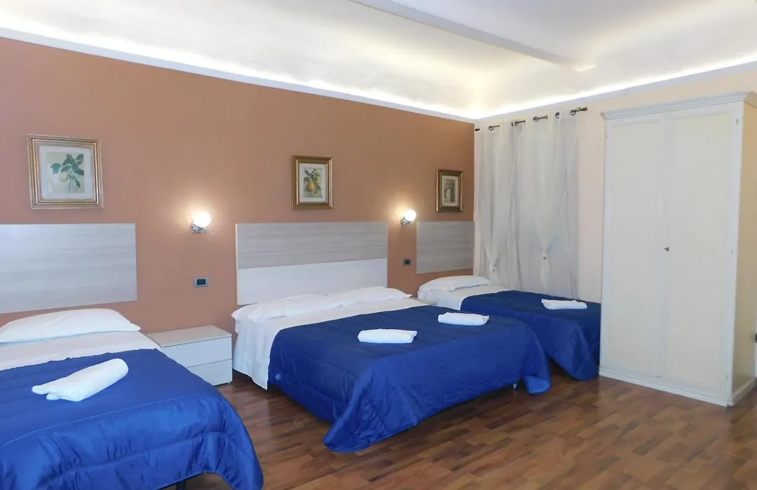 PICCOLO HOTEL Con Access ZTL !!! Ɲel Ƈentro Storico di Ƒirenze !!!-1