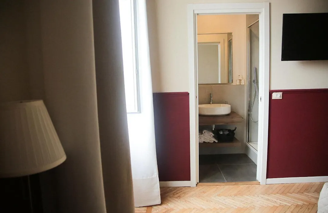 Albergo Garisenda Con Terrazza Panoramica Sulle Due Torri-1