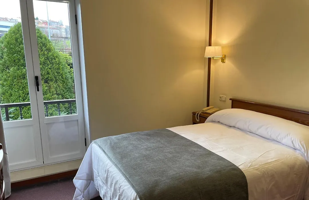 Hotel Capital de Galicia-1