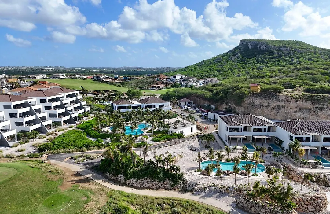 The Reef - Blue Bay Golf & Beach Resort-1