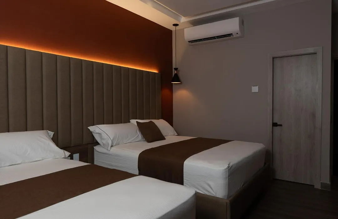 Hotel Byhours Circunvalar - Adults Only-1