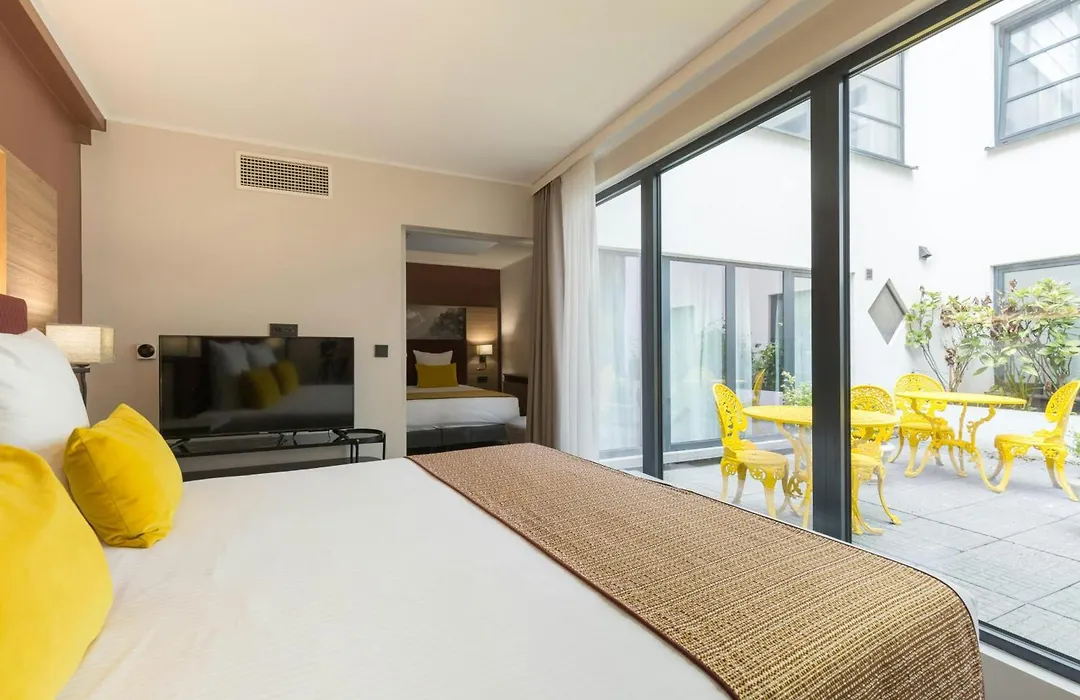 Leonardo Hotel Antwerpen-1