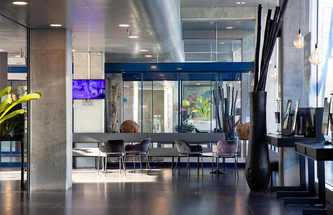 Cabinn Metro-1
